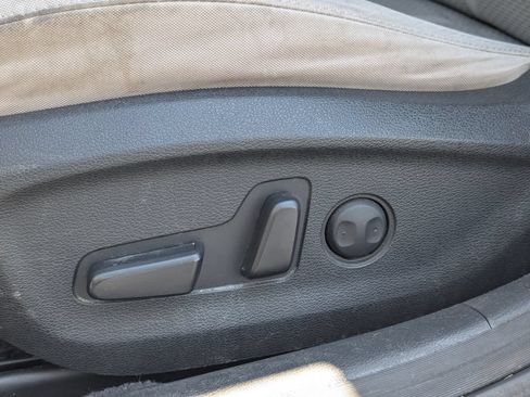 Used 2015 Hyundai Sonata SE w/ Option Group 09 FWD image 25