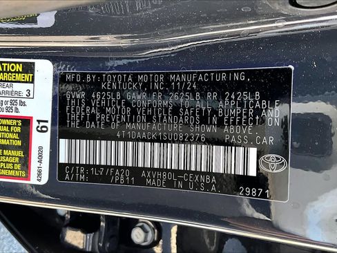 Used 2025 Toyota Camry LE FWD image 32