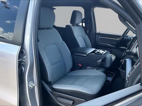 Used 2022 RAM 1500 4x4 Crew Cab image 7