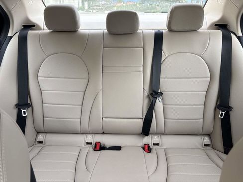 Used 2018 Mercedes-Benz C 300 Sedan w/ Multimedia Package image 15