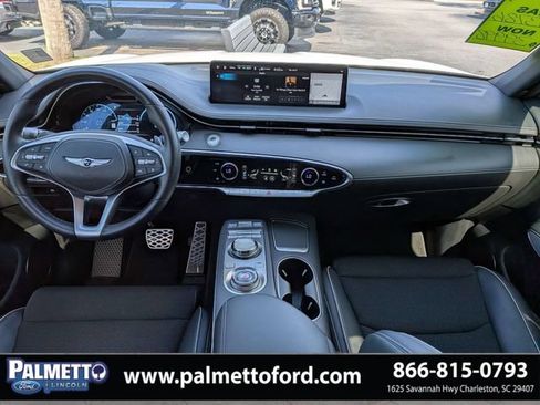 Used 2025 Genesis GV70 2.5T w/ Sport Prestige Package AWD/4WD image 15