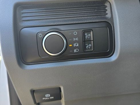 New 2026 Ford F550 4x4 Crew Cab image 27