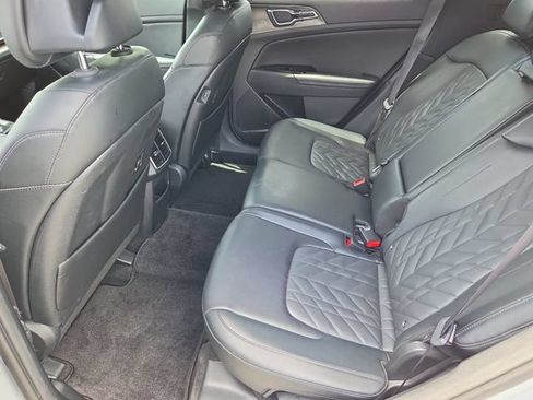 Used 2024 Kia Sportage X-Pro AWD/4WD image 13