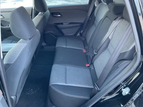 Used 2023 Nissan Rogue SV image 20