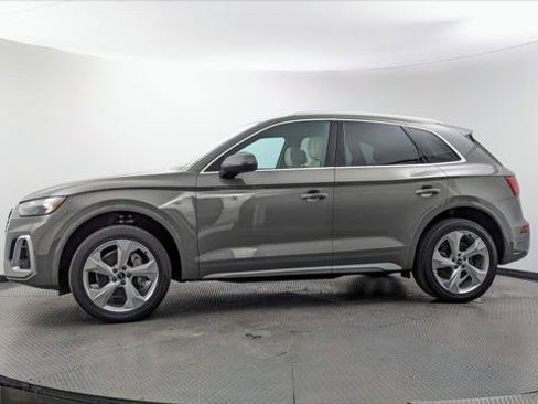 Used 2023 Audi Q5 2.0T Premium Plus w/ Premium Plus Package AWD/4WD image 3