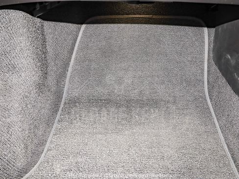 Used 2015 Chevrolet Corvette Z06 w/ 3LZ Preferred Equipment Group image 77