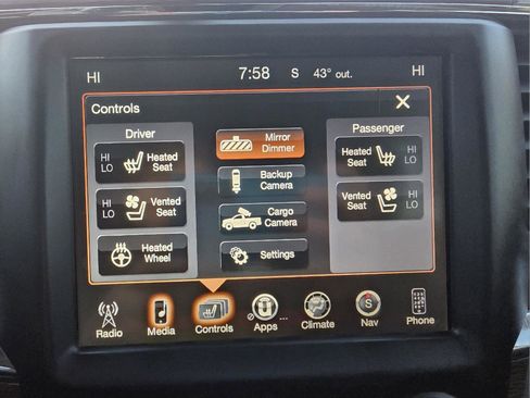 Used 2017 RAM 3500 Laramie image 4