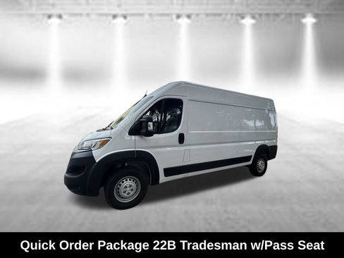 Used 2025 RAM ProMaster 2500 w/ Convenience Group FWD image 3