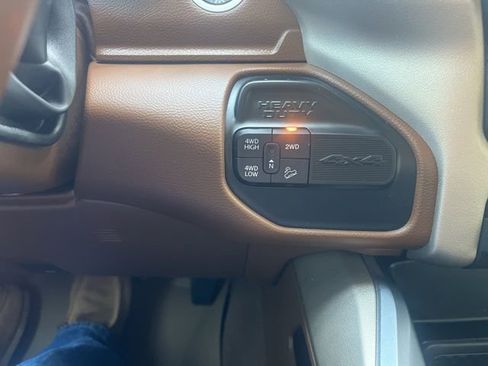 Used 2020 RAM 2500 Laramie image 15