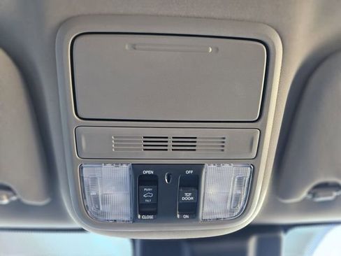 Used 2019 Honda Odyssey EX-L image 26