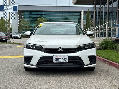 Used 2024 Honda Civic EX image 3