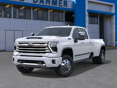 New 2026 Chevrolet Silverado 3500 High Country w/ High Country Premium Package AWD/4WD image 6