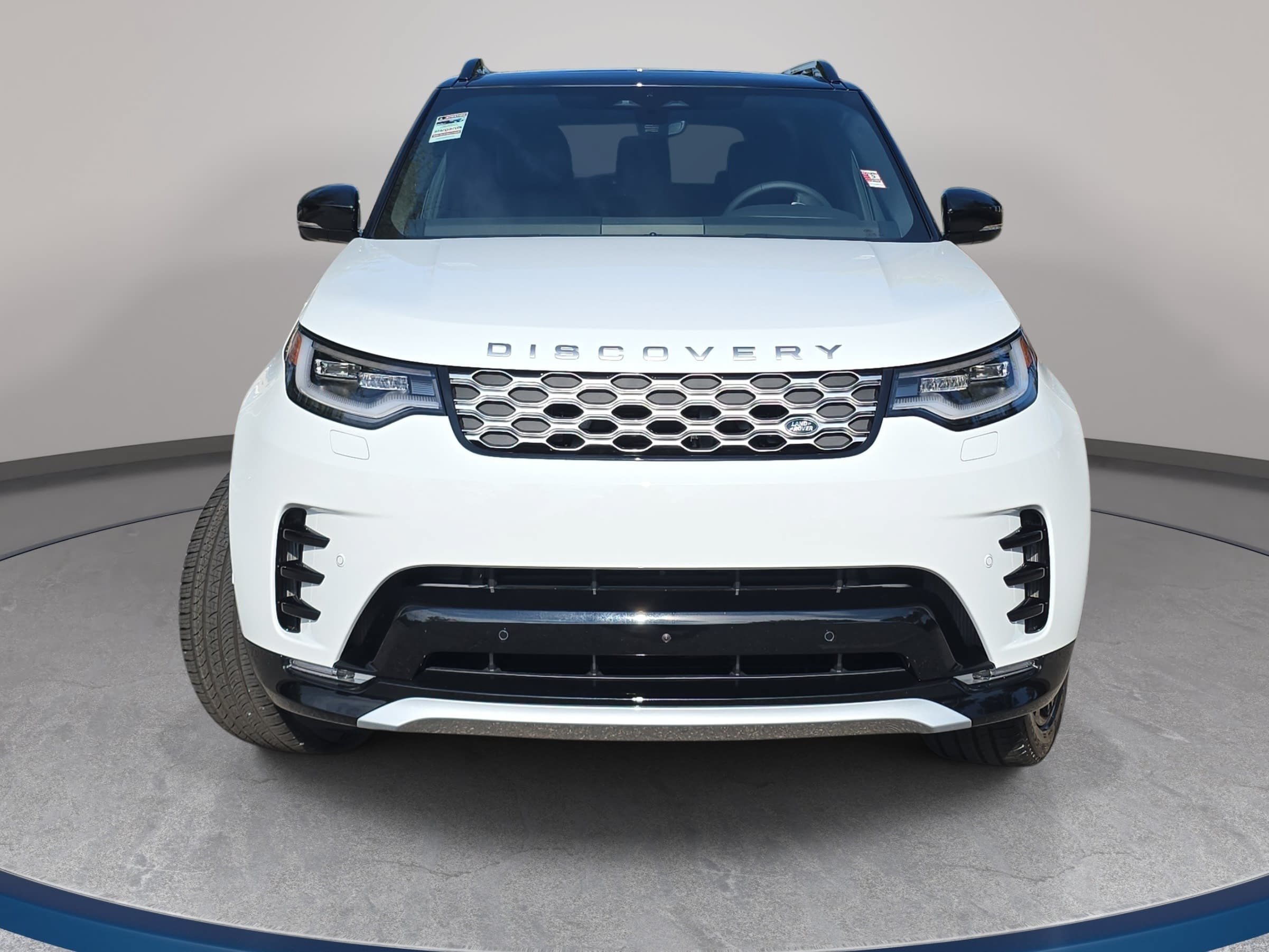 New 2026 Land Rover Discovery Limited Edition AWD/4WD image 2