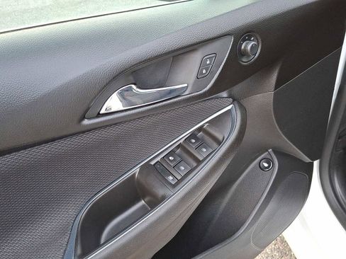 Certified 2017 Chevrolet Cruze LT image 26