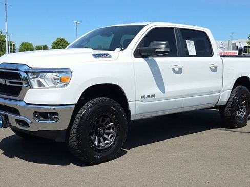 Used 2021 RAM 1500 Big Horn AWD/4WD image 4