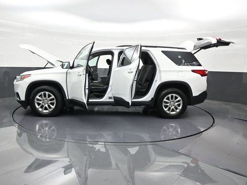 Used 2019 Chevrolet Traverse LT FWD image 35