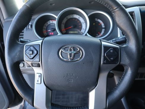 Used 2015 Toyota Tacoma 4x4 Double Cab image 26