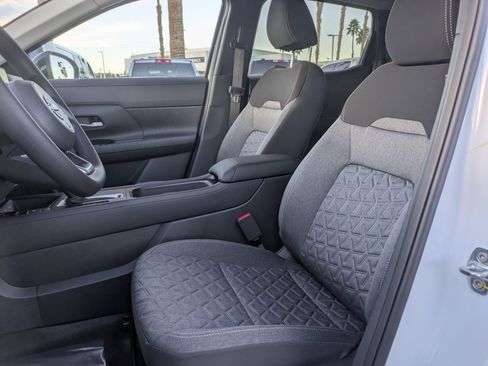 New 2026 Nissan Kicks SV w/ SV Premium Package image 12