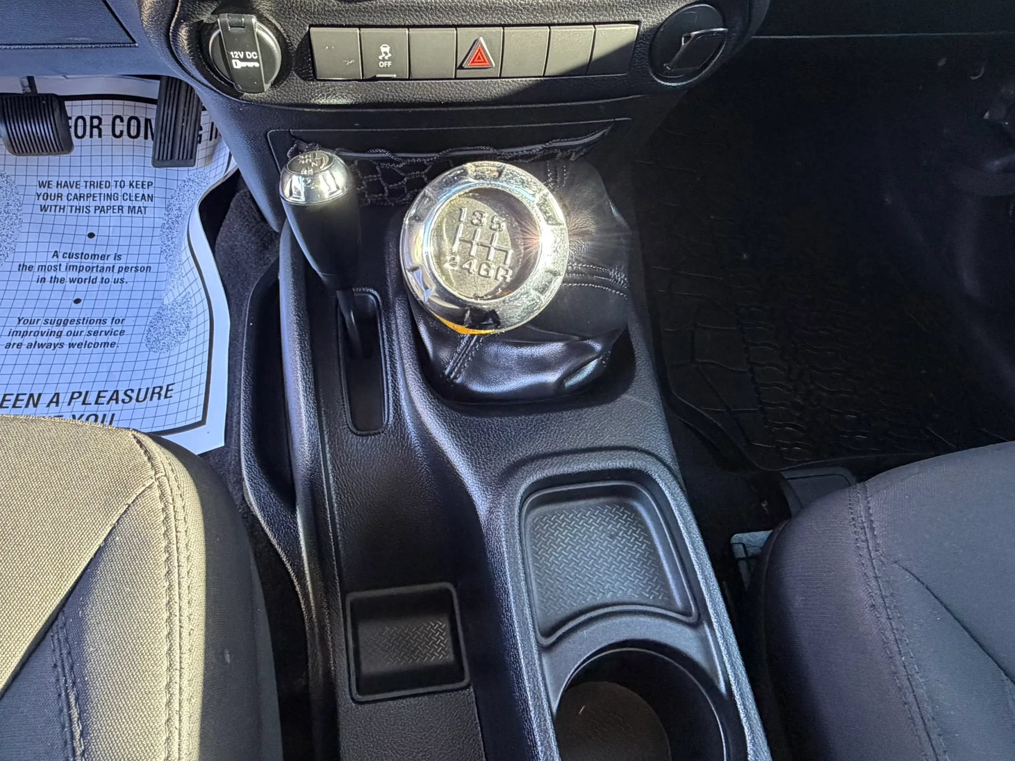 Used 2014 Jeep Wrangler Sport w/ Connectivity Group AWD/4WD image 23