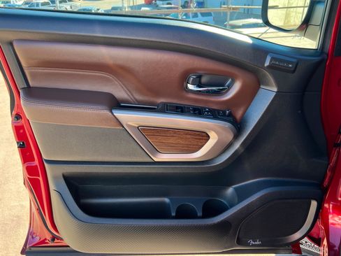 Used 2022 Nissan Titan Platinum Reserve w/ Moonroof Package image 14