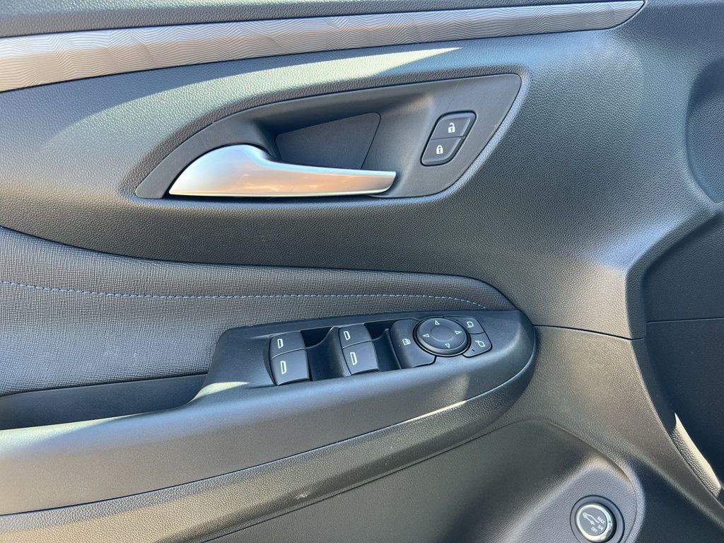 New 2026 Buick Envista Sport Touring w/ Convenience I Package FWD image 15