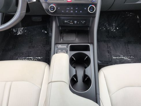 Used 2025 Hyundai Sonata SEL FWD image 22