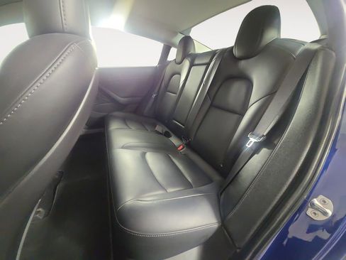 Used 2018 Tesla Model 3 Long Range image 13