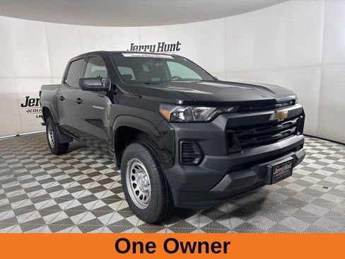 Used 2024 Chevrolet Colorado W/T image 4