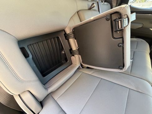 Used 2022 GMC Sierra 1500 SLT w/ SLT Premium Plus Package image 22