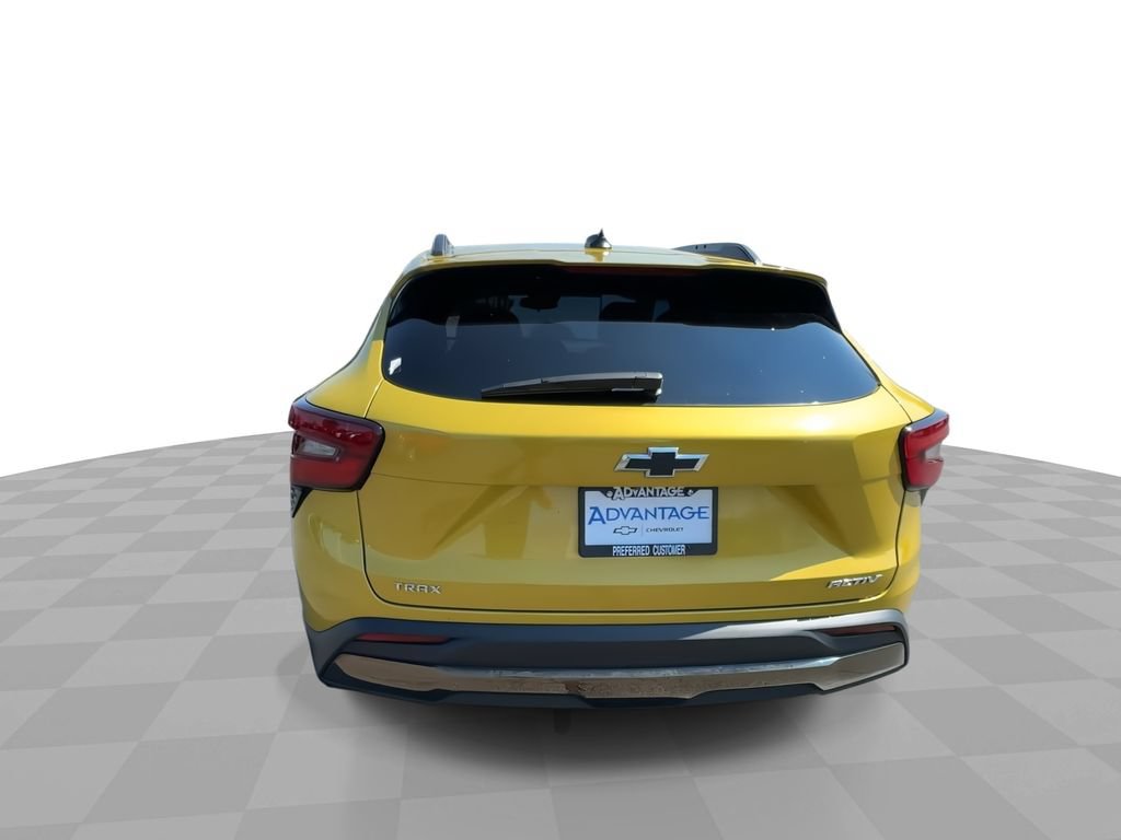 Used 2024 Chevrolet Trax ACTIV w/ Sunroof Package FWD image 7