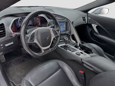 Used 2019 Chevrolet Corvette Z06 RWD image 7