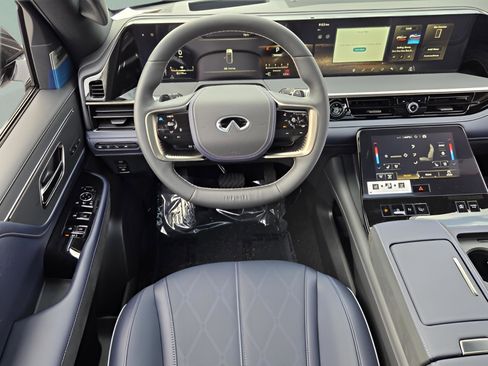 New 2026 INFINITI QX80 4WD image 11