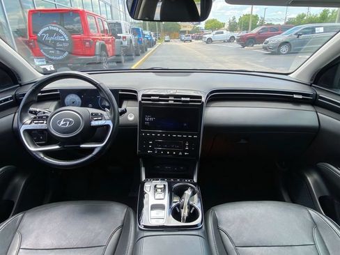 Used 2024 Hyundai Tucson Limited AWD/4WD image 16