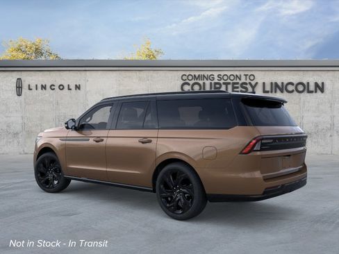 New 2026 Lincoln Navigator L Black Label AWD/4WD image 4