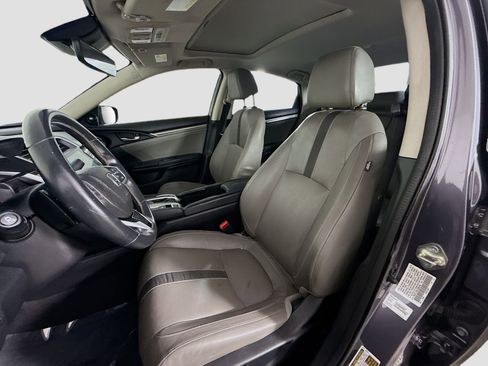 Used 2020 Honda Civic Touring image 22