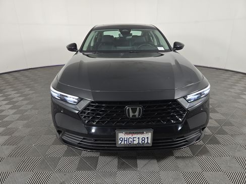 Used 2023 Honda Accord EX-L image 9