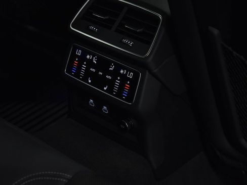 Used 2023 Audi A6 Premium Plus w/ Premium Plus Package AWD/4WD image 18
