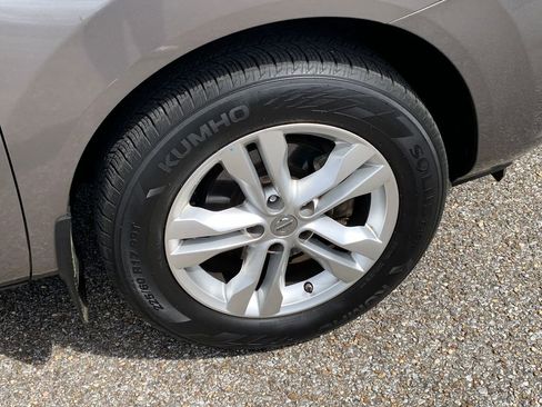 Used 2013 Nissan Rogue SV w/ Premium Pkg image 7