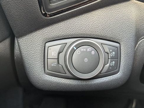 Used 2018 Ford Escape Titanium AWD/4WD image 26