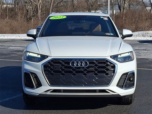 Used 2023 Audi Q5 2.0T Premium w/ Convenience Package image 2