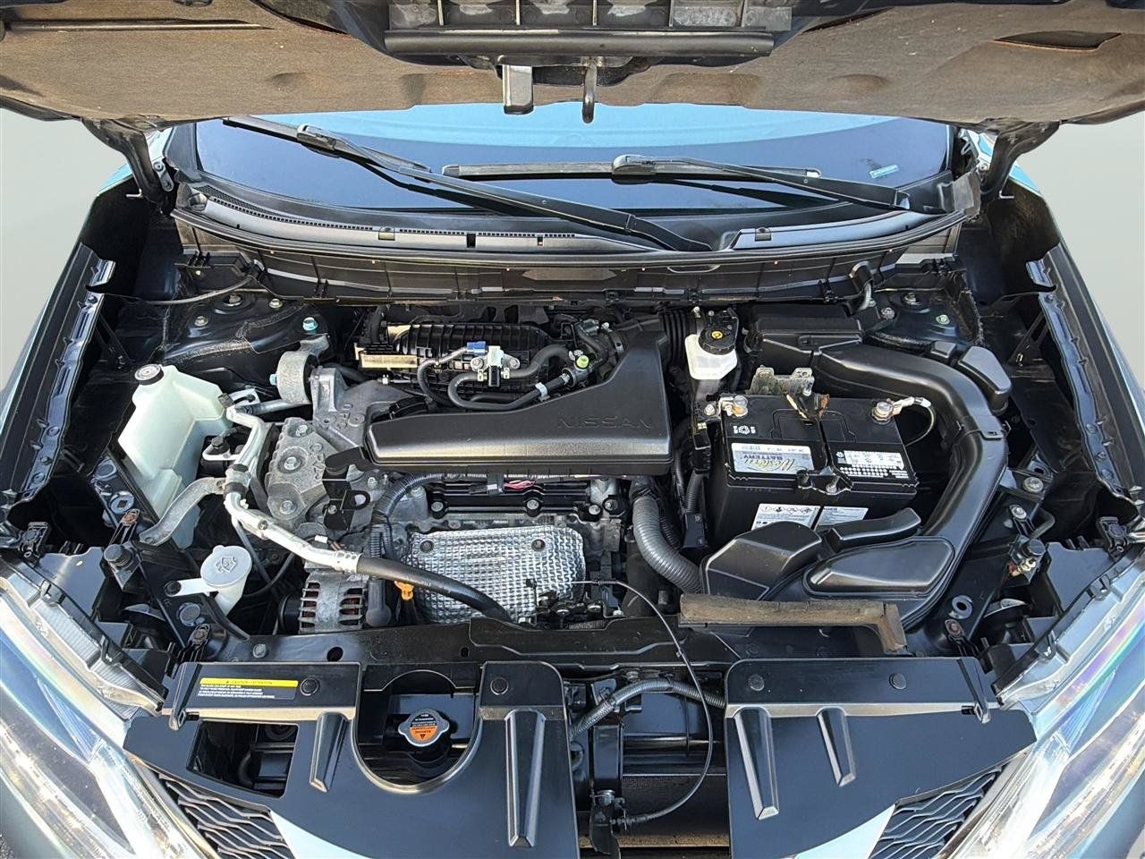 Used 2014 Nissan Rogue SV w/ SV Moonroof Package AWD/4WD image 25