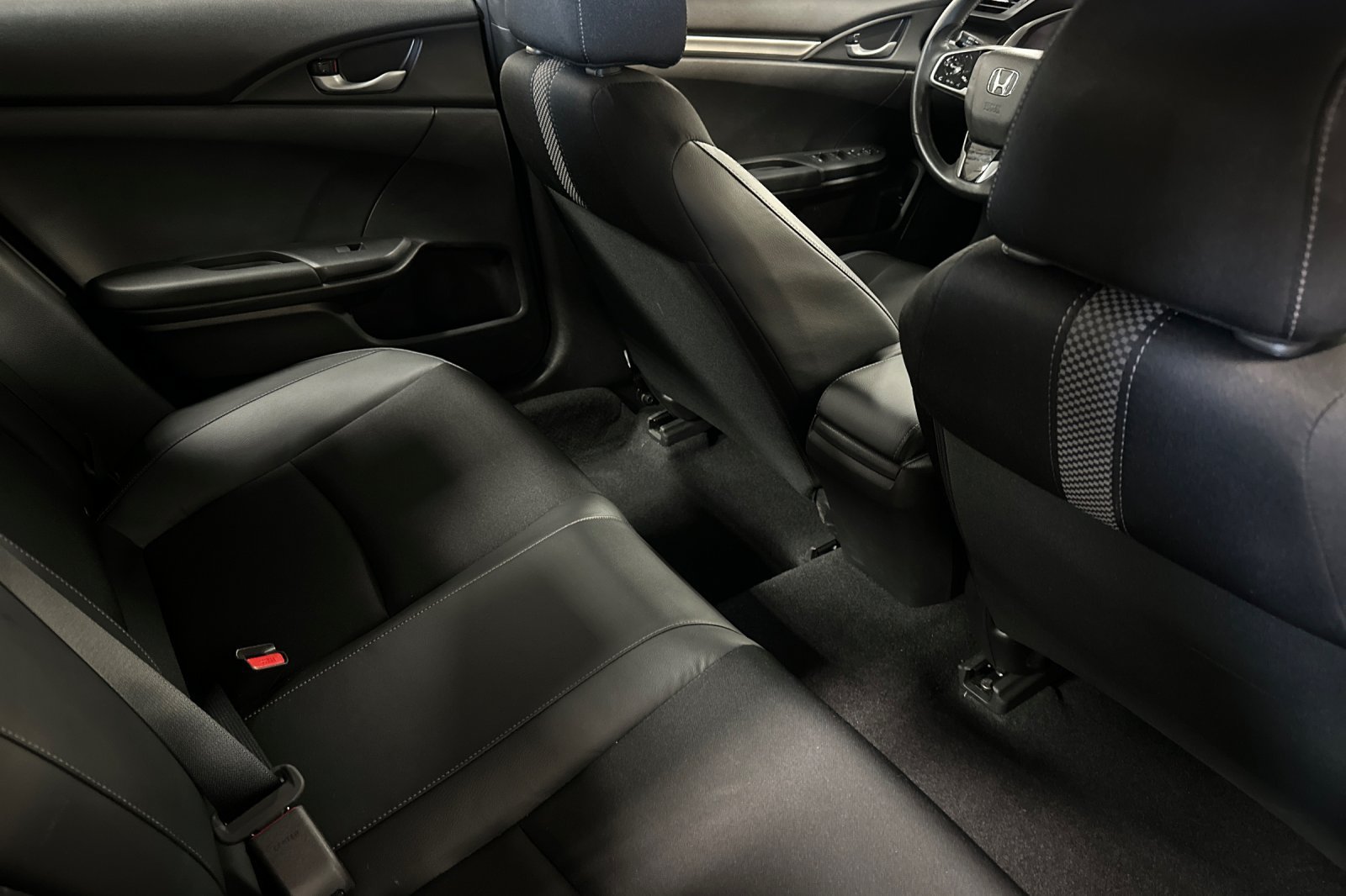 Used 2020 Honda Civic Sport image 17