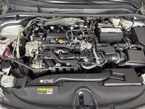 Used 2024 Toyota Corolla LE FWD image 12