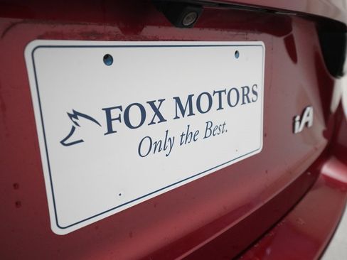 Used 2017 Toyota Yaris iA image 36