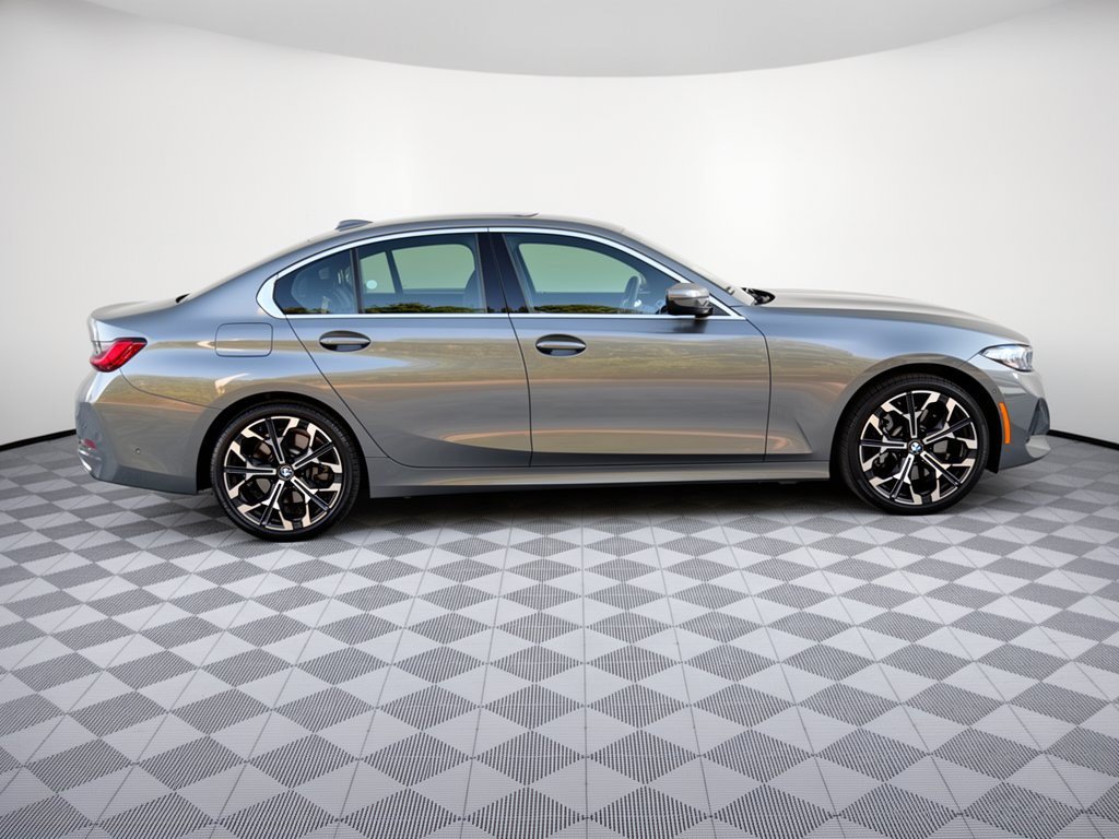 Certified 2026 BMW 330i Sedan RWD image 8