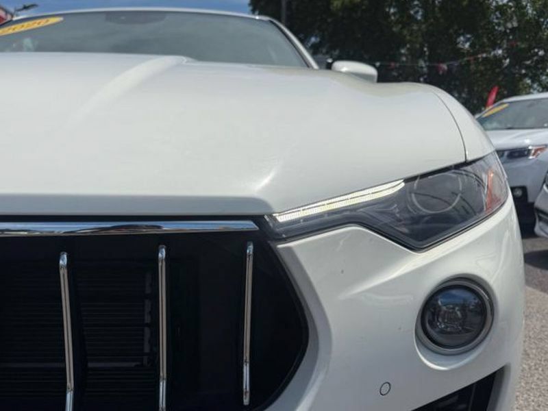 Used 2020 Maserati Levante S AWD/4WD image 10