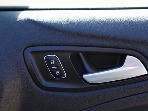 Certified 2019 Ford Escape SEL image 11