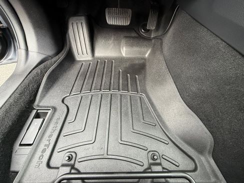 Used 2017 Subaru Crosstrek 2.0i Limited image 9