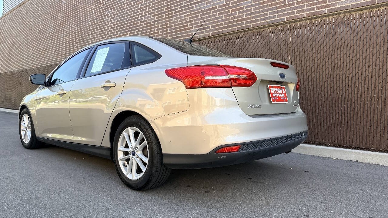 Used 2016 Ford Focus SE FWD image 4
