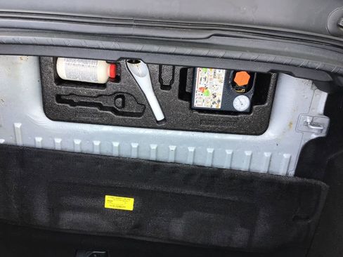 Used 2021 Ford EcoSport S image 38